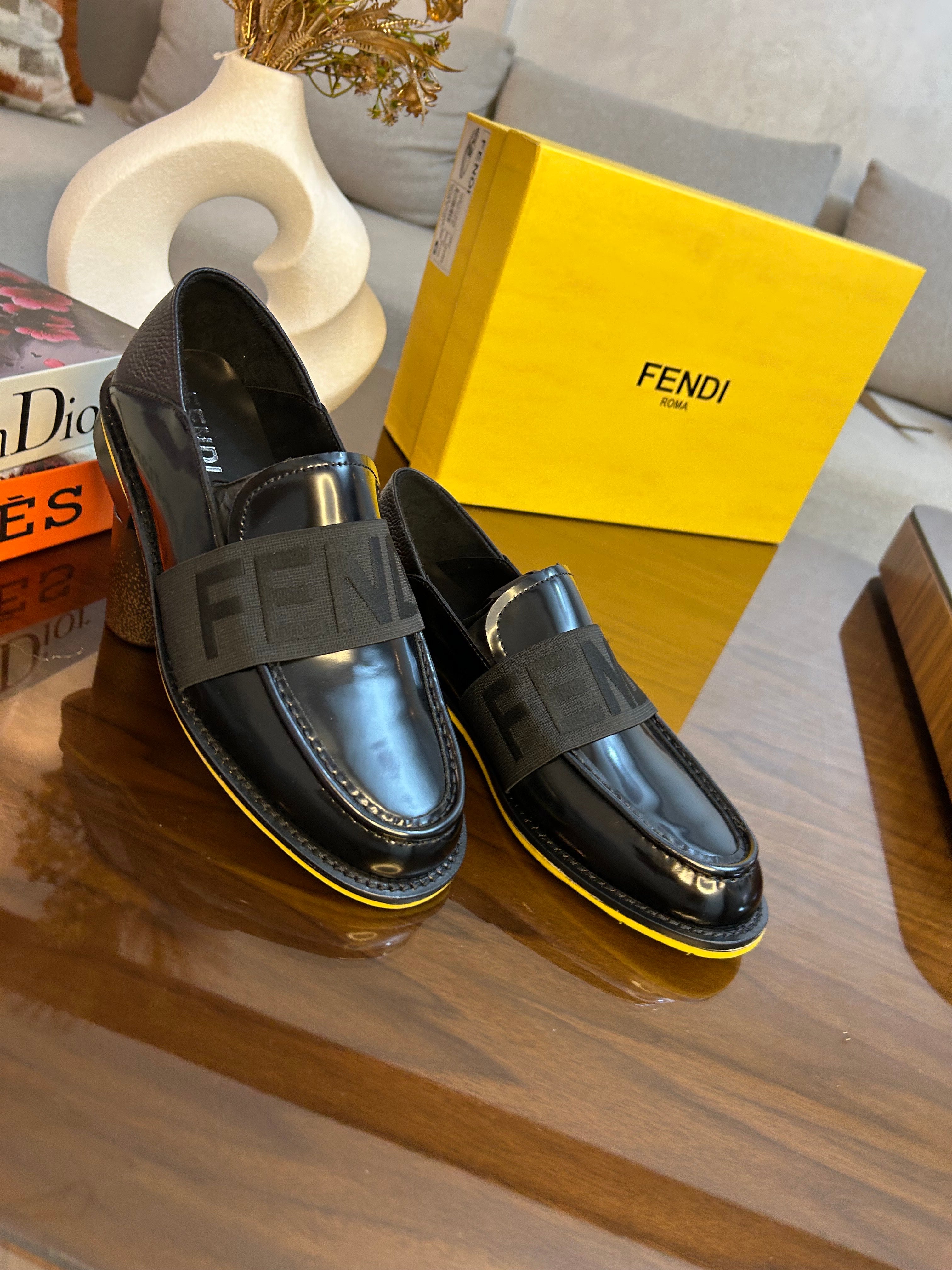 Chaussure Fendi
